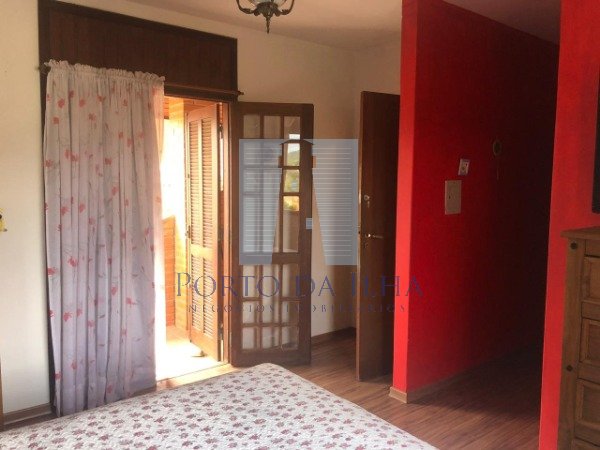 Casa à venda com 3 quartos, 298m² - Foto 15