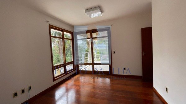 Casa à venda com 4 quartos, 430 - Foto 16