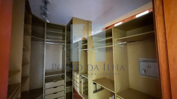 Casa à venda com 4 quartos, 430 - Foto 20