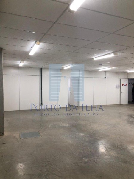 Depósito-Galpão-Armazém para alugar, 1401m² - Foto 6