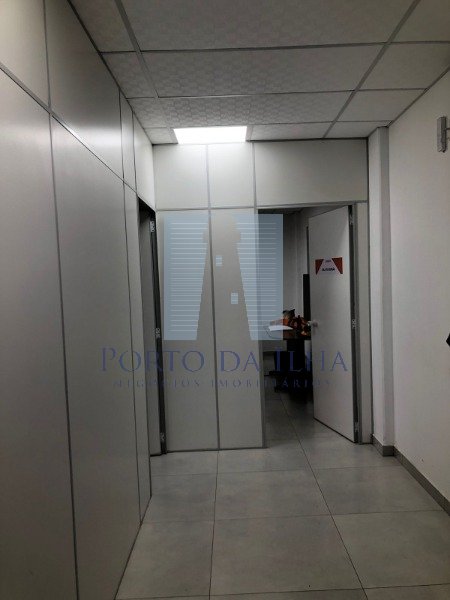 Depósito-Galpão-Armazém para alugar, 1401m² - Foto 17