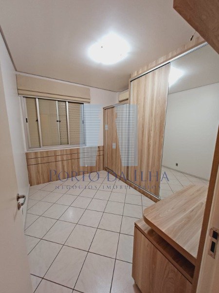 Cobertura à venda com 3 quartos, 188m² - Foto 8