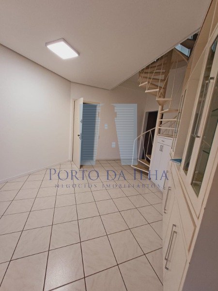 Cobertura à venda com 3 quartos, 188m² - Foto 5