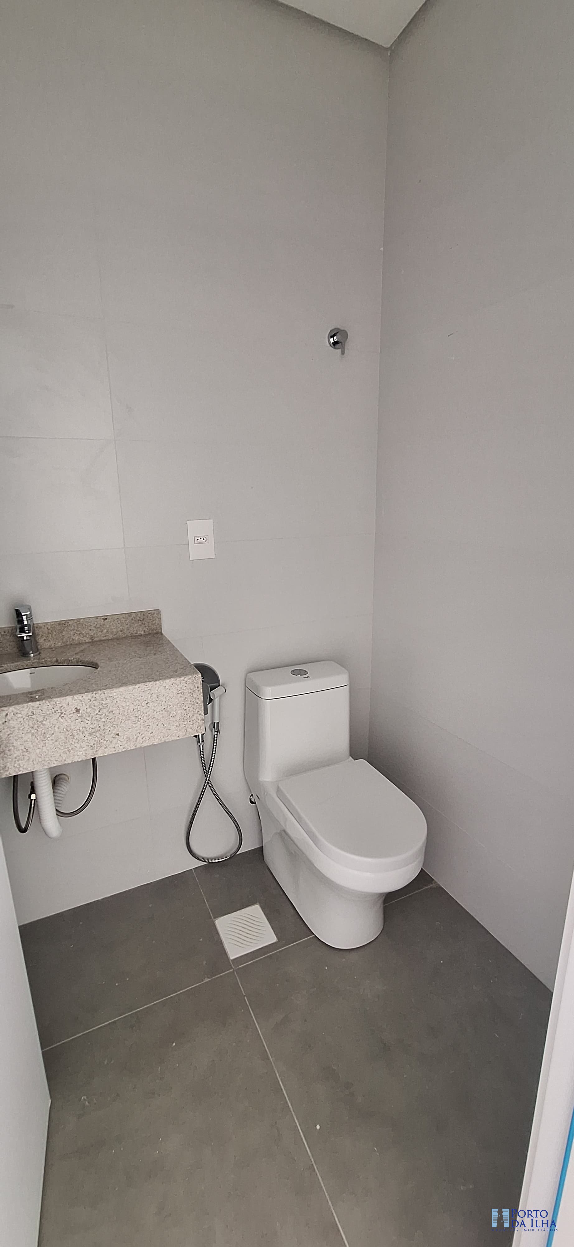 Apartamento para alugar com 3 quartos, 142m² - Foto 10