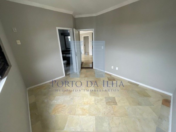 Apartamento à venda com 3 quartos, 138m² - Foto 6