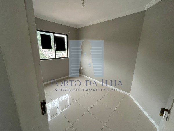 Apartamento à venda com 3 quartos, 138m² - Foto 12