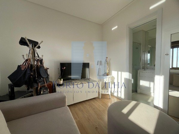 Apartamento à venda com 2 quartos, 86m² - Foto 9