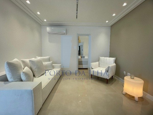 Apartamento à venda com 2 quartos, 86m² - Foto 4