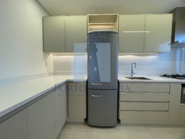 Apartamento à venda com 2 quartos, 86m² - Foto 17