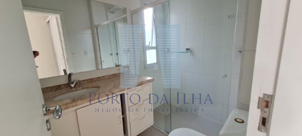 Cobertura à venda com 4 quartos, 250m² - Foto 18