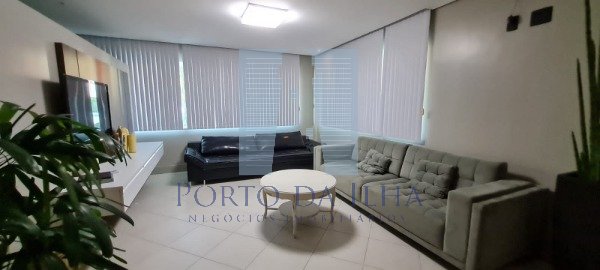 Cobertura à venda com 4 quartos, 250m² - Foto 33