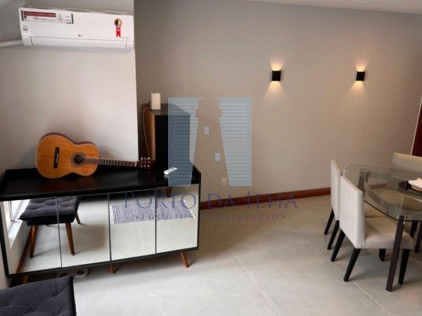 Apartamento à venda com 2 quartos, 64m² - Foto 2