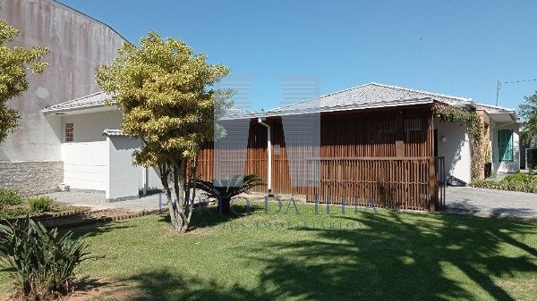 Casa à venda com 3 quartos, 351m² - Foto 25