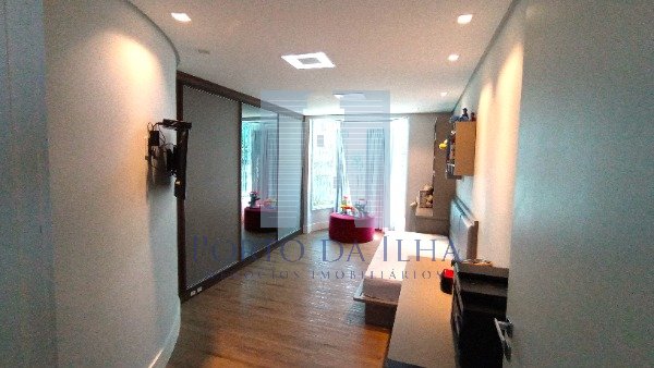 Casa à venda com 3 quartos, 351m² - Foto 17