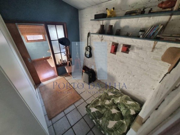 Casa à venda com 4 quartos, 150m² - Foto 14