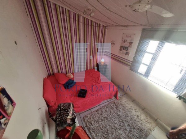 Casa à venda com 4 quartos, 150m² - Foto 10