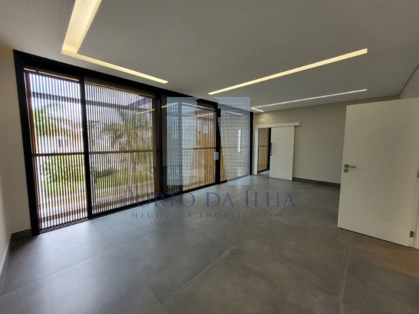 Casa à venda com 5 quartos, 519m² - Foto 9