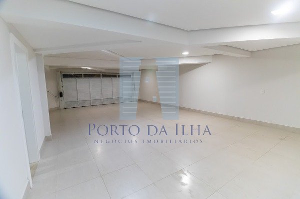 Casa à venda com 4 quartos, 470m² - Foto 14