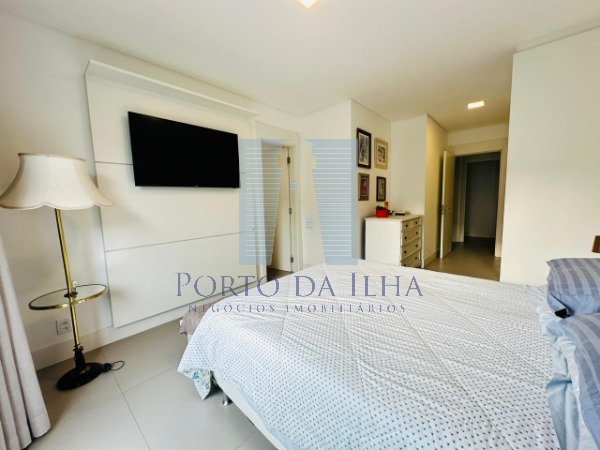 Apartamento à venda com 3 quartos, 146m² - Foto 15