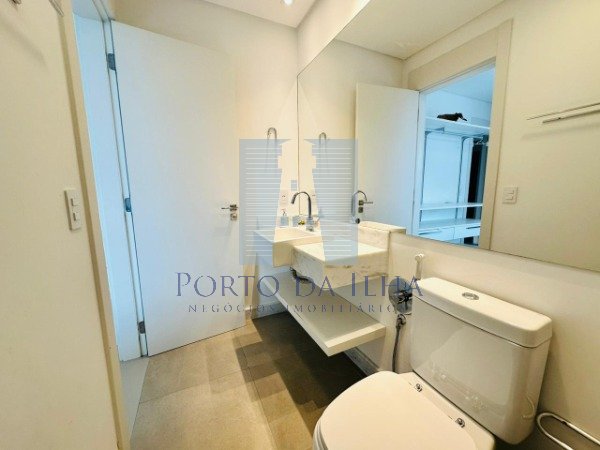 Apartamento à venda com 3 quartos, 146m² - Foto 21