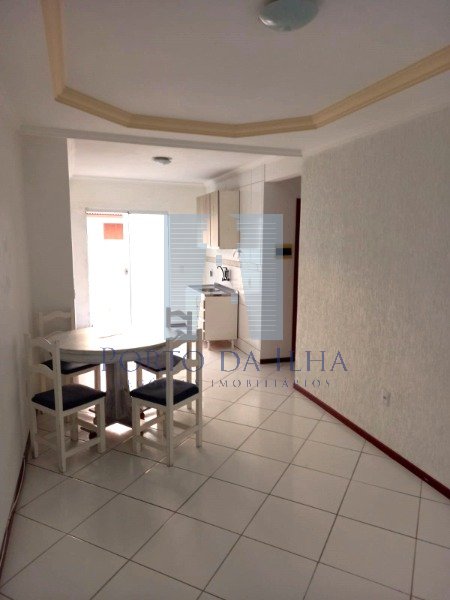 Apartamento à venda com 2 quartos, 100m² - Foto 3