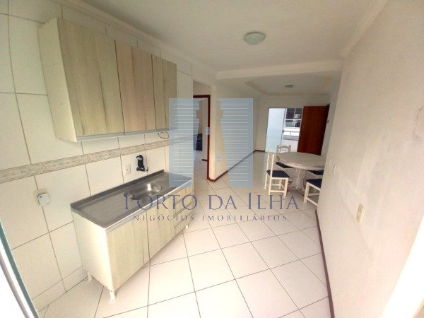 Apartamento à venda com 2 quartos, 100m² - Foto 6