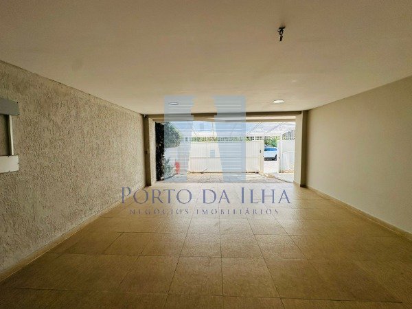 Casa à venda com 4 quartos, 348m² - Foto 31