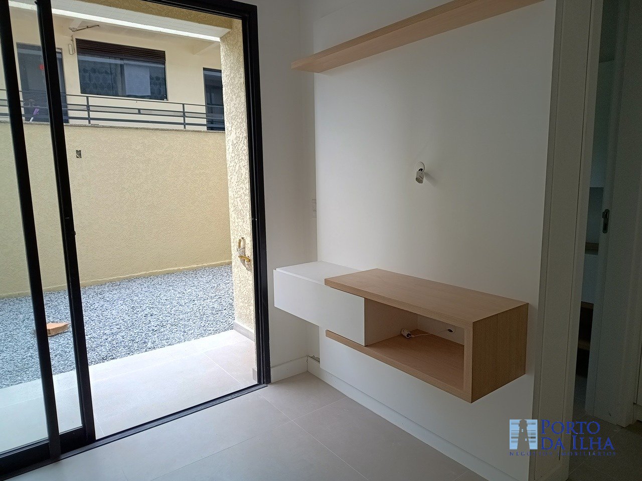 Apartamento à venda com 1 quarto, 64m² - Foto 4