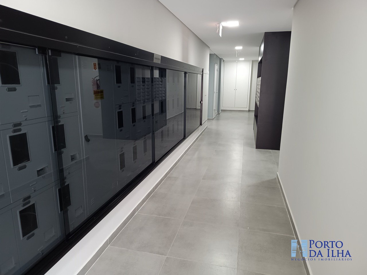 Apartamento à venda com 1 quarto, 64m² - Foto 18