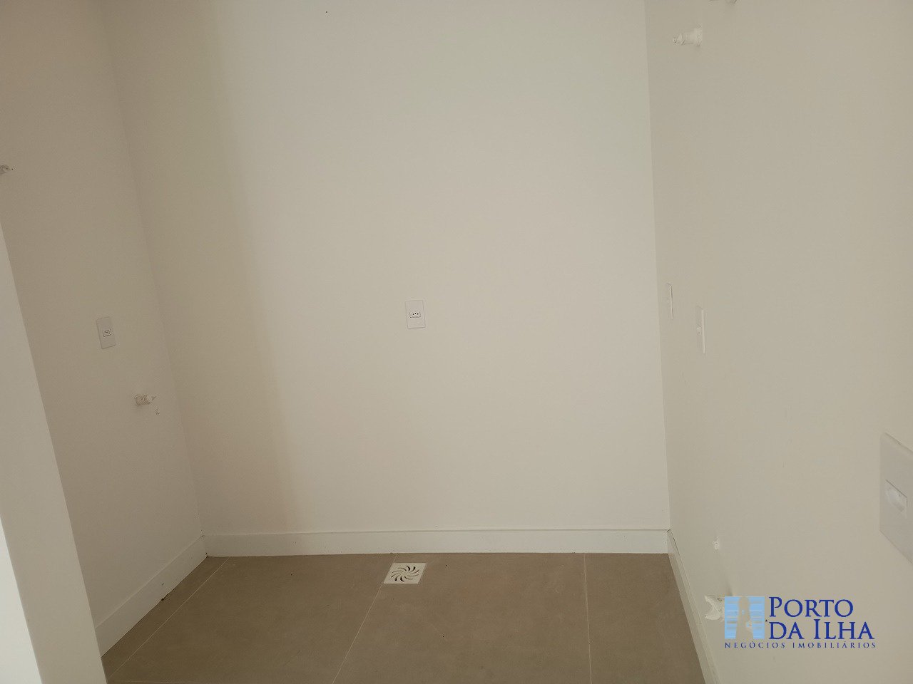 Apartamento à venda com 1 quarto, 55m² - Foto 9