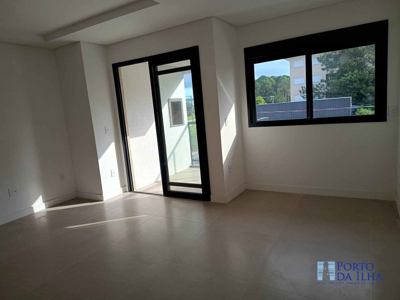 Apartamento à venda com 1 quarto, 55m² - Foto 6