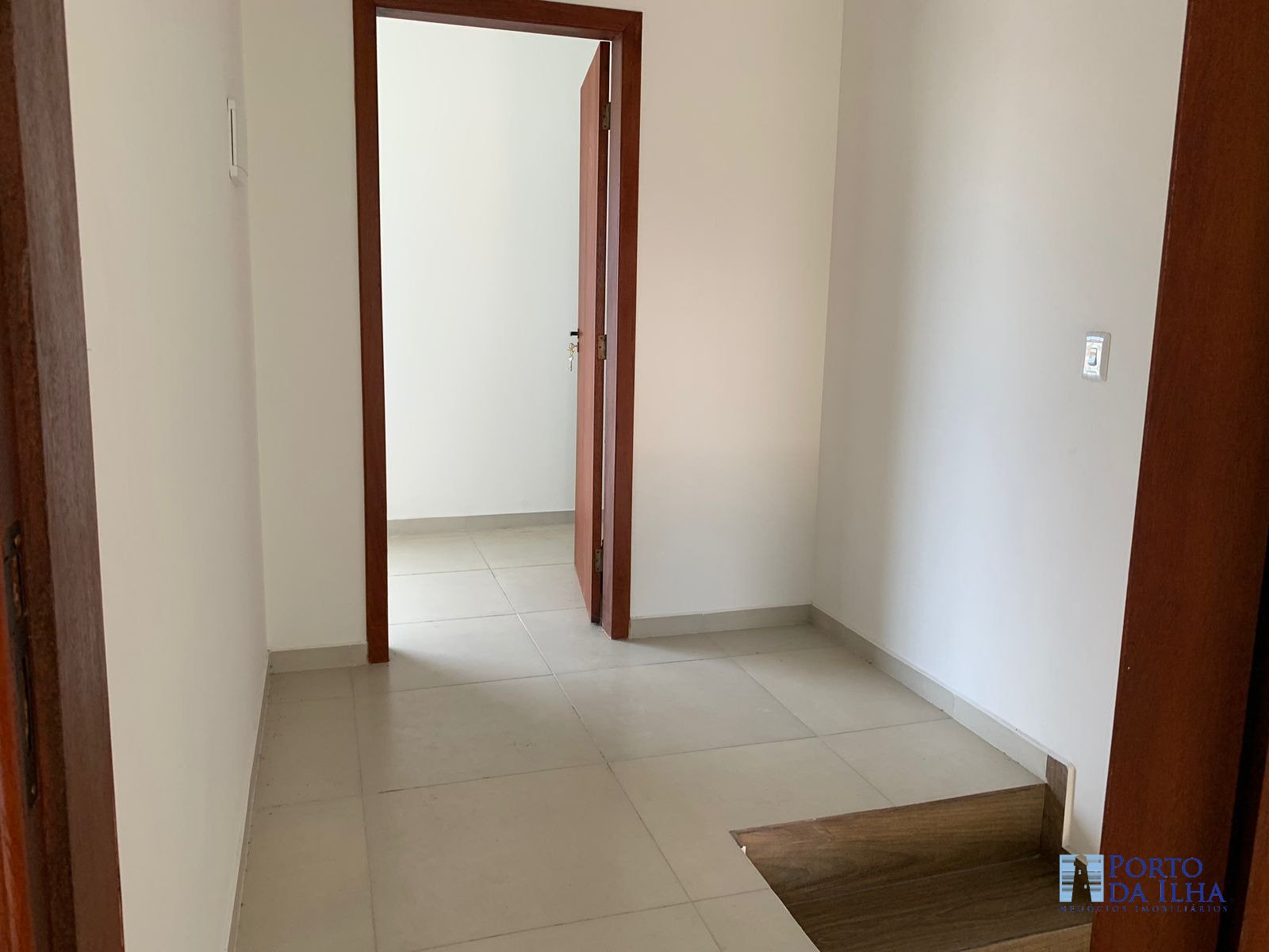 Casa à venda com 2 quartos, 109m² - Foto 12