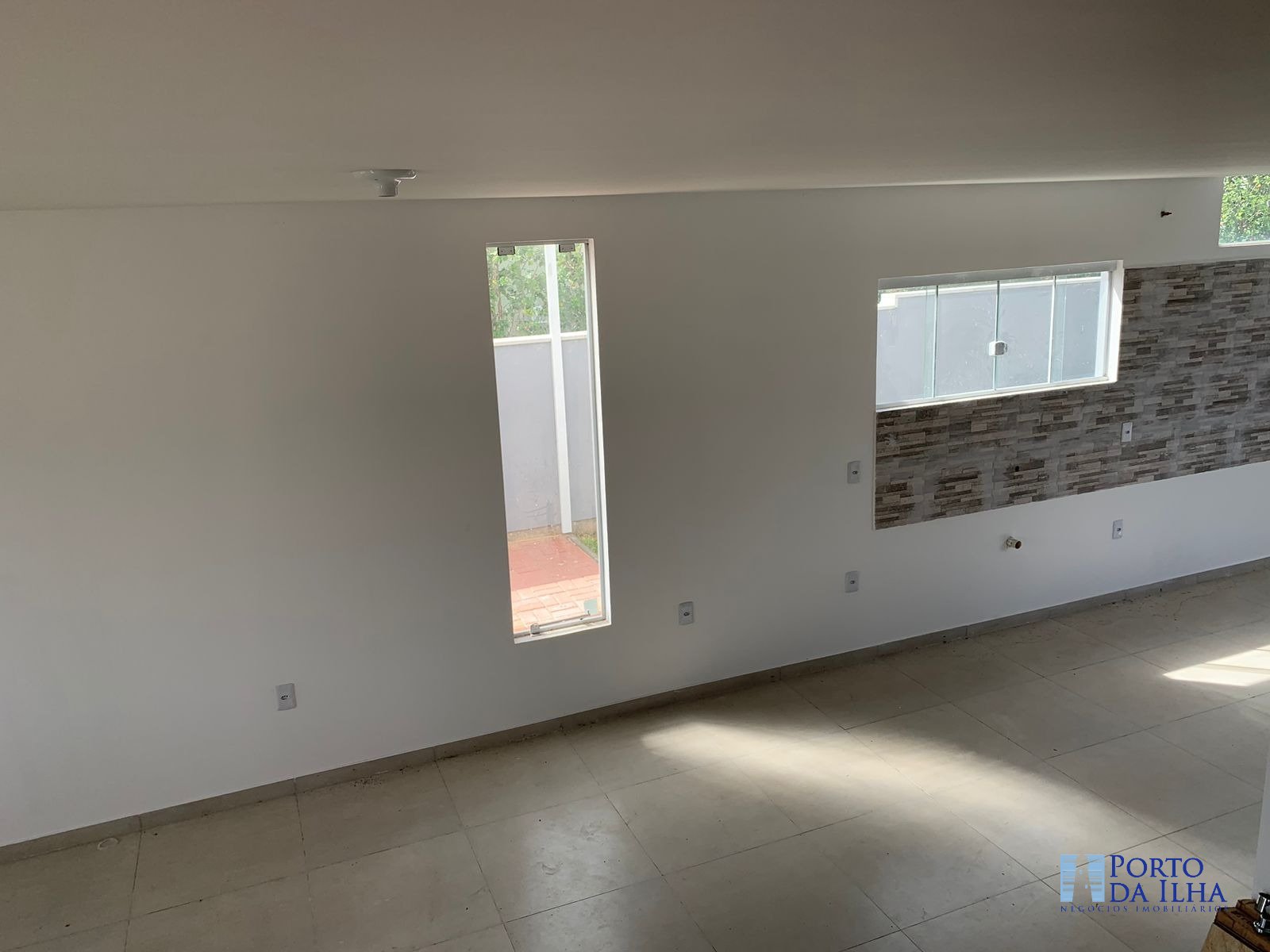 Casa à venda com 2 quartos, 109m² - Foto 6