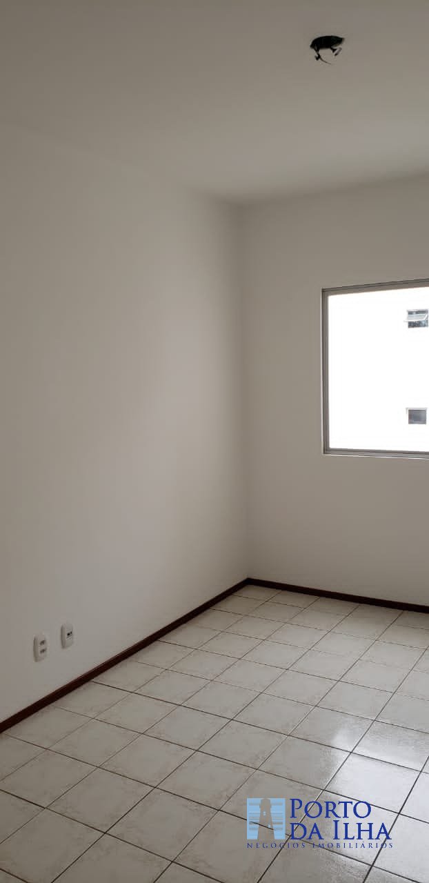 Apartamento à venda com 2 quartos, 47m² - Foto 3