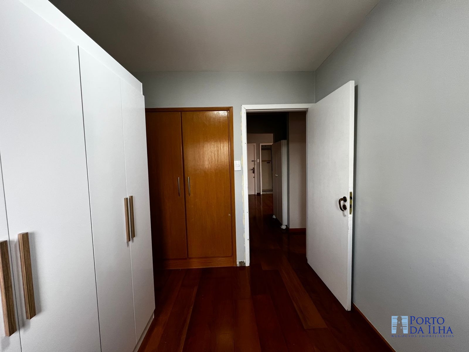 Apartamento para alugar com 2 quartos, 75m² - Foto 10