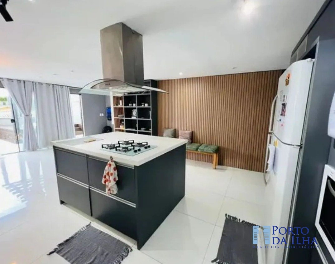 Cobertura à venda com 3 quartos, 160m² - Foto 3