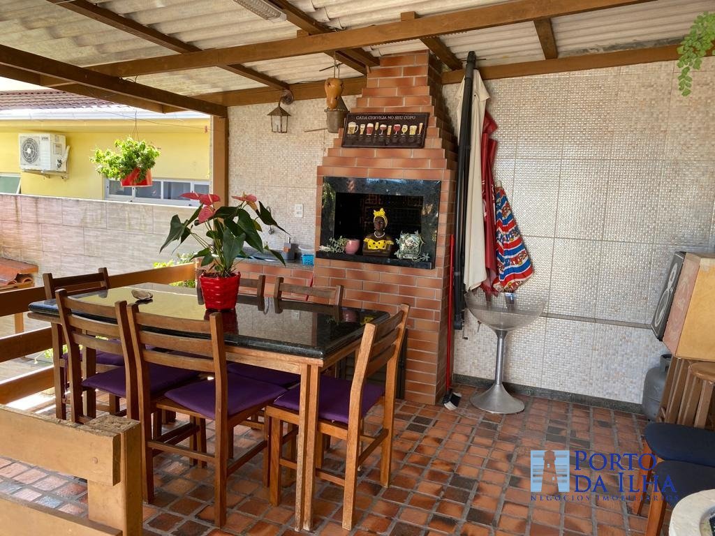 Casa à venda com 3 quartos, 280 - Foto 8