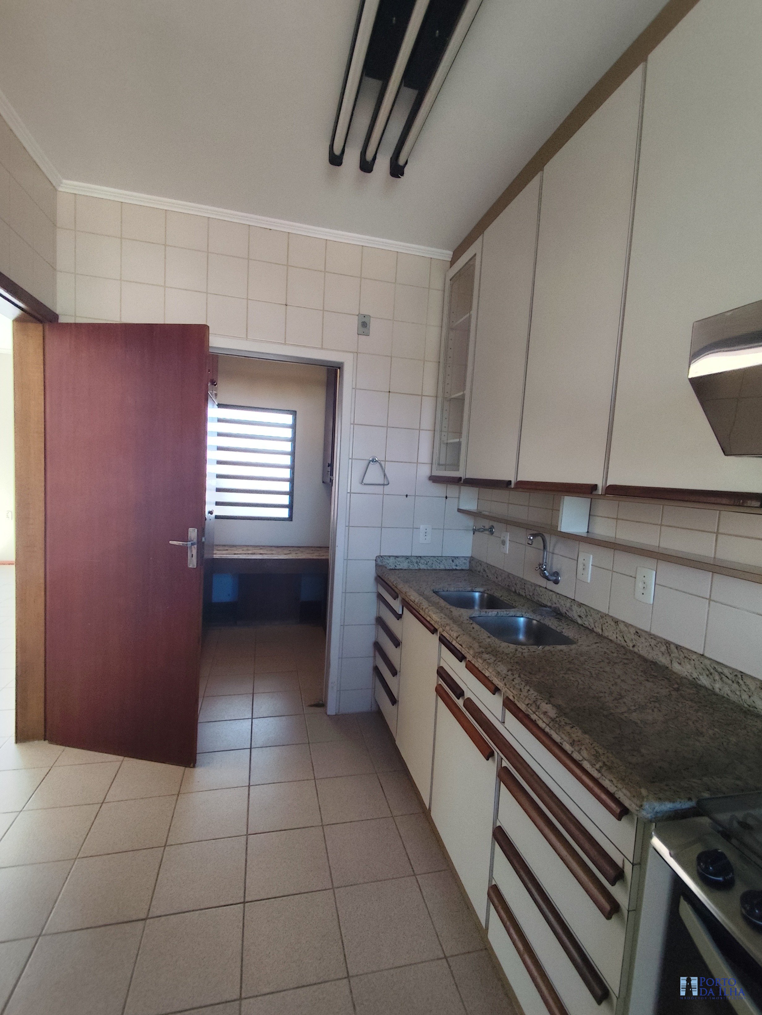 Cobertura à venda com 3 quartos, 158m² - Foto 6