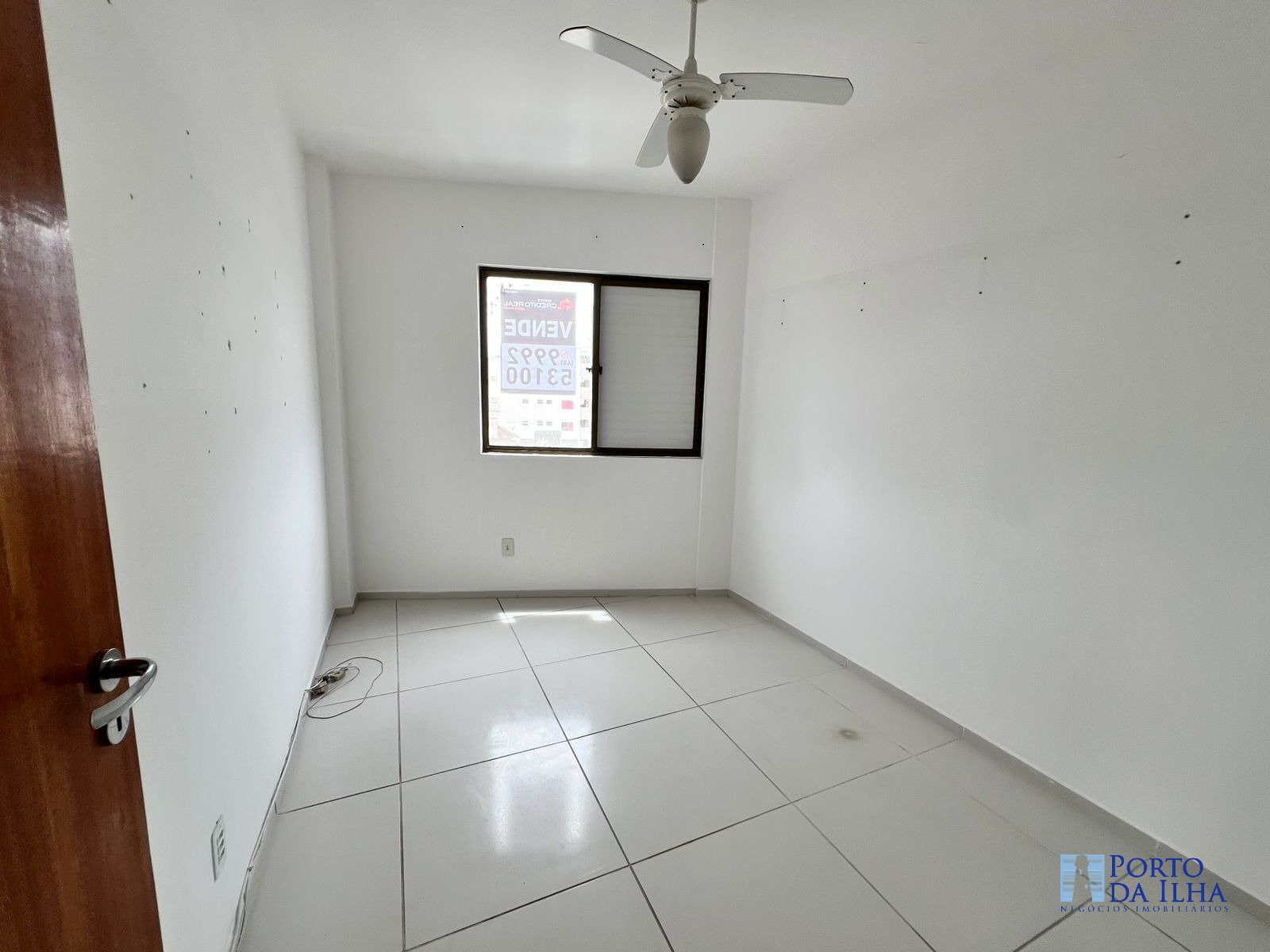 Apartamento à venda com 3 quartos, 183m² - Foto 4