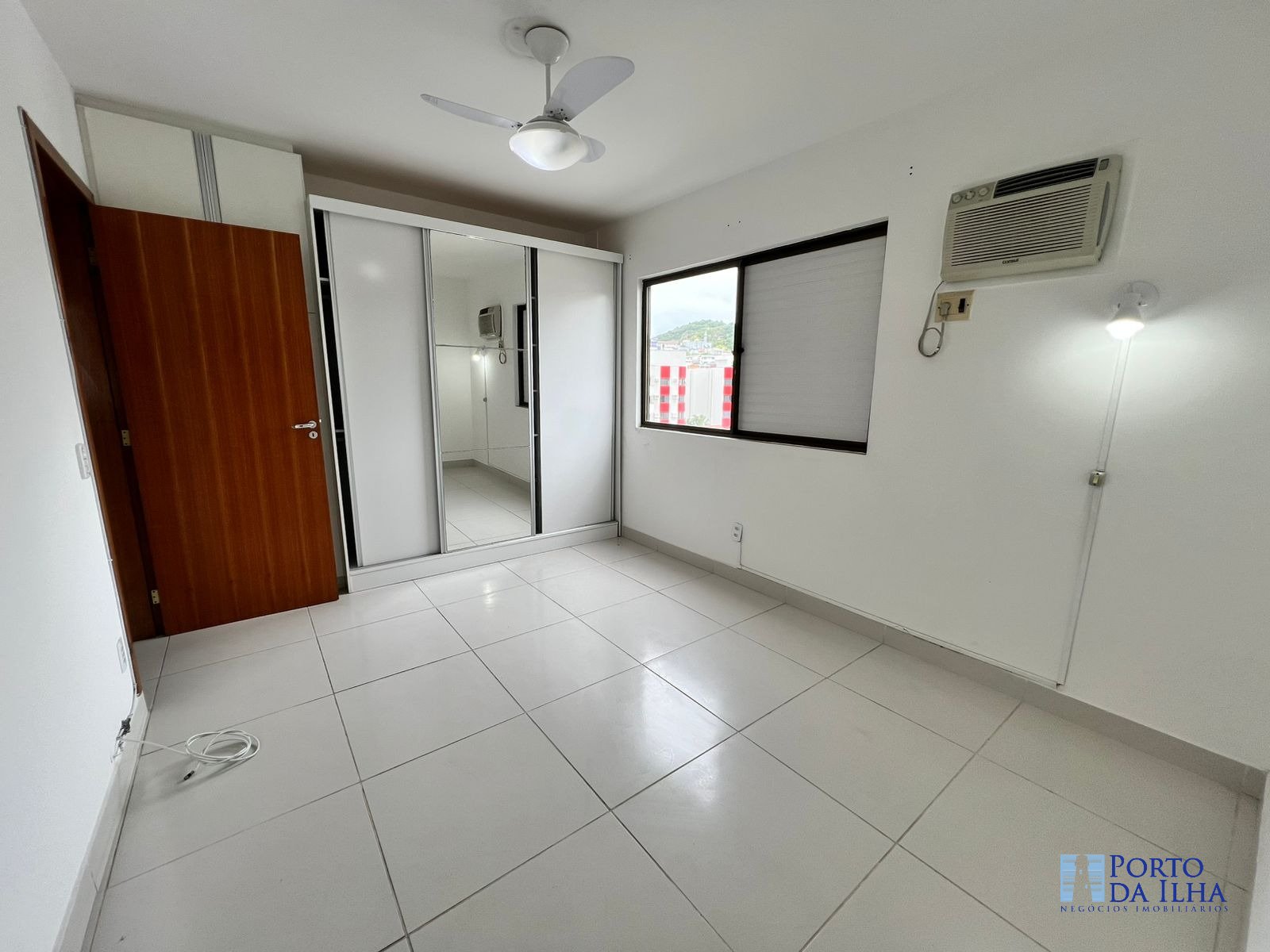 Apartamento à venda com 3 quartos, 183m² - Foto 5