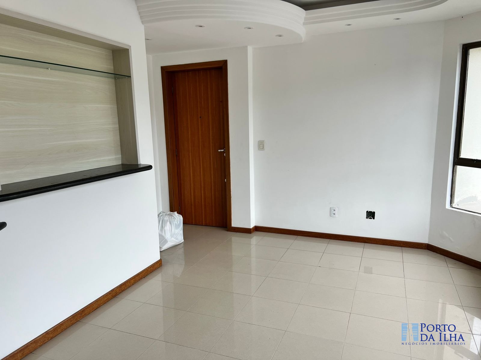 Apartamento à venda com 3 quartos, 183m² - Foto 8