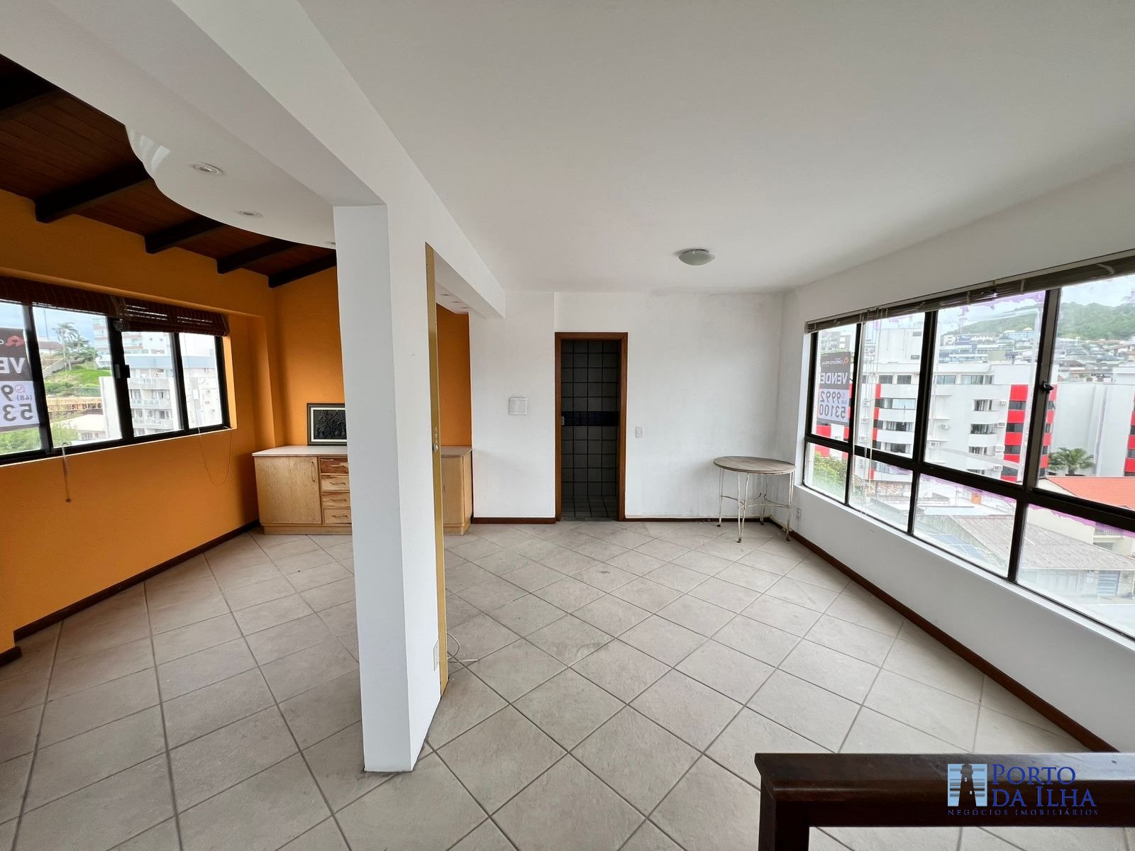 Apartamento à venda com 3 quartos, 183m² - Foto 15