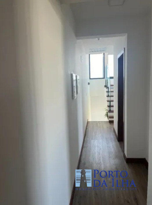 Casa à venda com 3 quartos, 163m² - Foto 11