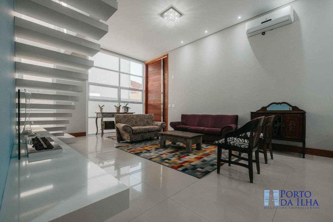 Casa de Condomínio à venda com 4 quartos, 287m² - Foto 4