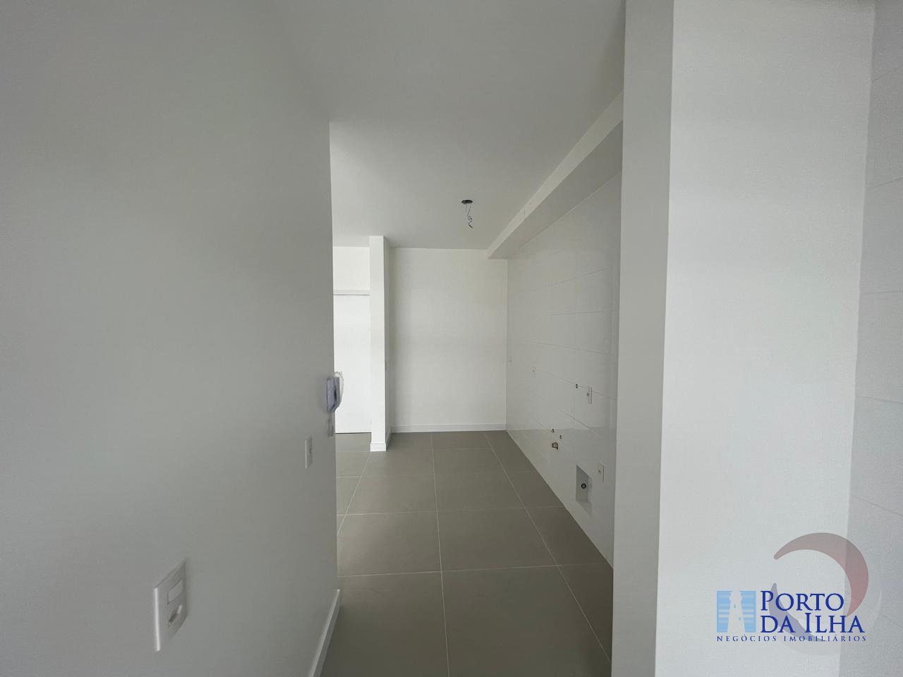 Apartamento à venda com 2 quartos, 100m² - Foto 8