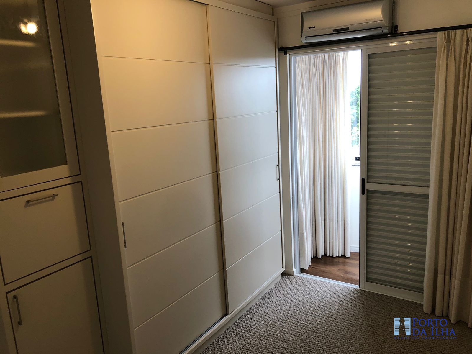 Cobertura à venda com 3 quartos, 243m² - Foto 15